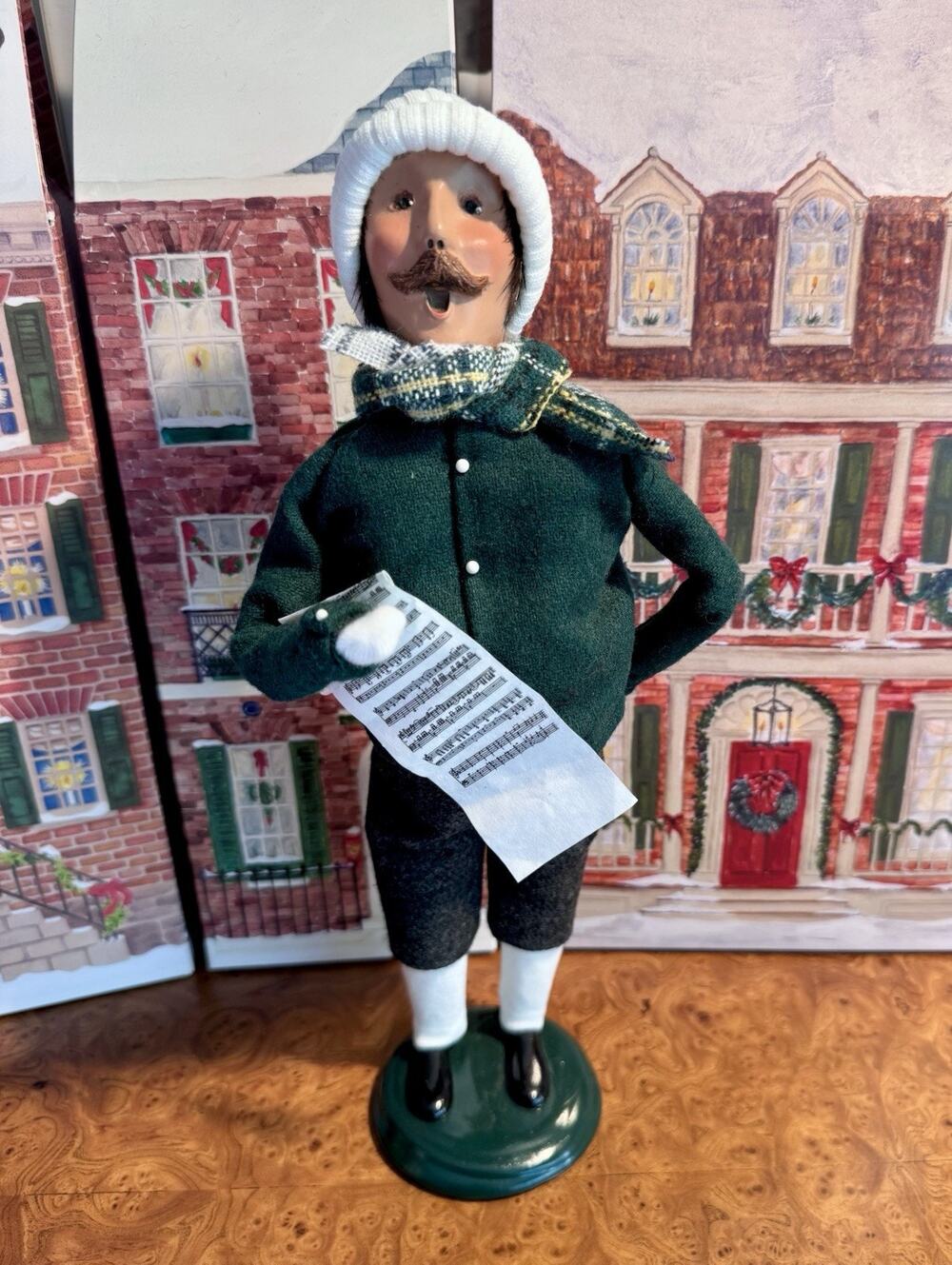 Byers Choice Carolers Man Holding Sheet Music 2001 Vintage Signed & Numbered